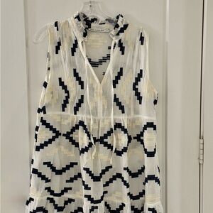 Elegant Black and Cream Maxi Dress